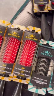 Short hair needs the RIGHT brush.
Using the wrong one = messy, hard to style.  Denman D143 gives you control, shape, and a clean finish ✔
#denmanhairbrush #denmanbrush #detanglingbrush #blowdryhair #madeinuk