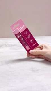 POV: you finally found the lip balm your lips actually needed 💋😭✨ Dry lips? Chapped lips? Just wanna keep them ✨juicy✨?
Q+A’s got a match for you 👀💗 Which one are you picking? 👇
.
.
#lipbalm #colourlipbalms #drylipsproblem #lipcareroutine #lipcaretips