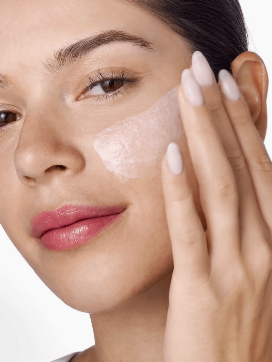 clf-moist-surge-mask-a-02
